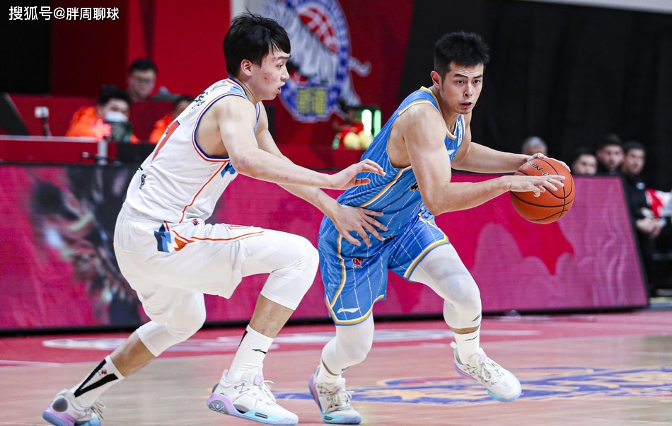 雷竞技app -关于莱比锡训练开放日，赛前临场应变引欢呼，CBA季后赛在即，赛程密集仍需轮换的信息